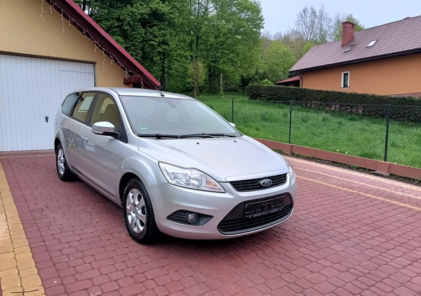 Ford Focus cena 16500 przebieg: 236000, rok produkcji 2010 z Dynów małe 67